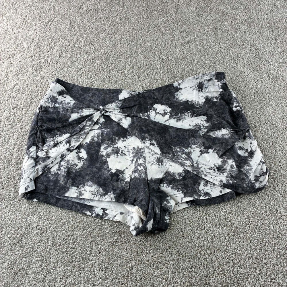 Free People Shorts Women's Large‎ L Black White Tie Front Linen Blend Casual